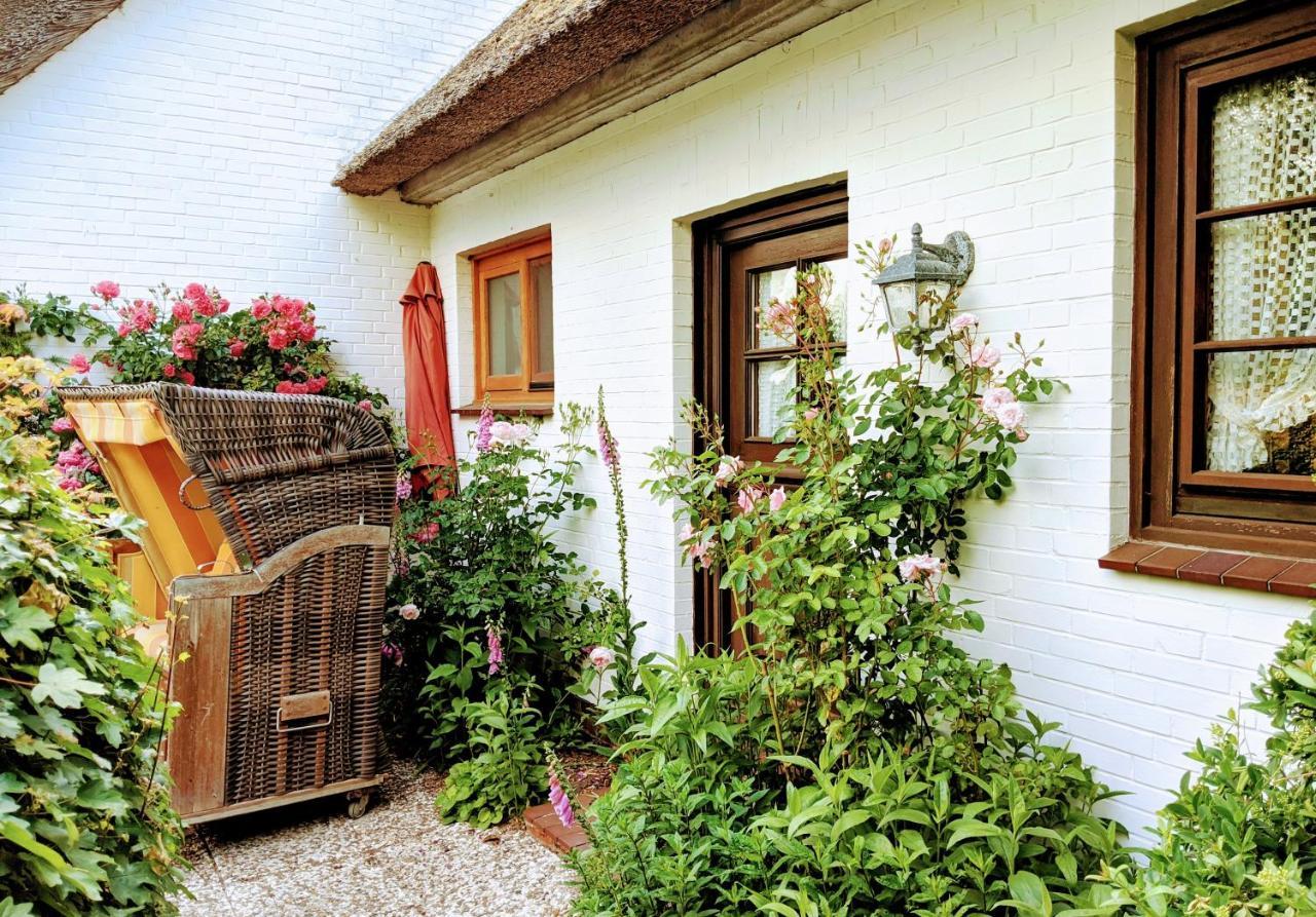 Ferienhaus Ebbe Und Flut, Terrassen-Whg Nieblum Luaran gambar